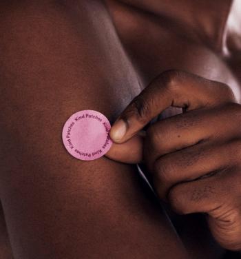 Kind Patches: Super Glow Patches, 30 Antioxidant Patches, Glow & Smooth Support, Fresh & Radiant Look, Skin Renewal Support, Vegan, 1 Month Pack