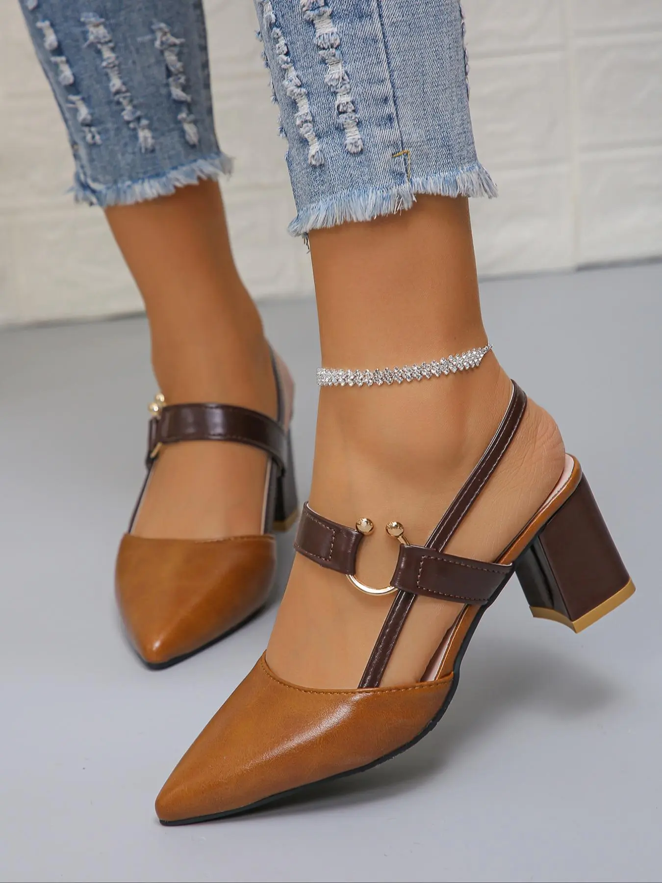 Fashionable Solid Color Slingback Chunky Heels, 1 Pair Elegant Pointed Toe Heels for Daily Wear, Casual Versatile Women's Shoes Rubber, Summer, Chunky Heeled Shoe