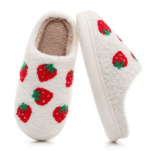 Women Slippers Cute Pattern Strawberry Slippers Warm Soft Bedroom Shoes Fuzzy Closed Toe Sandals Non Slip House Bedroom Slippers