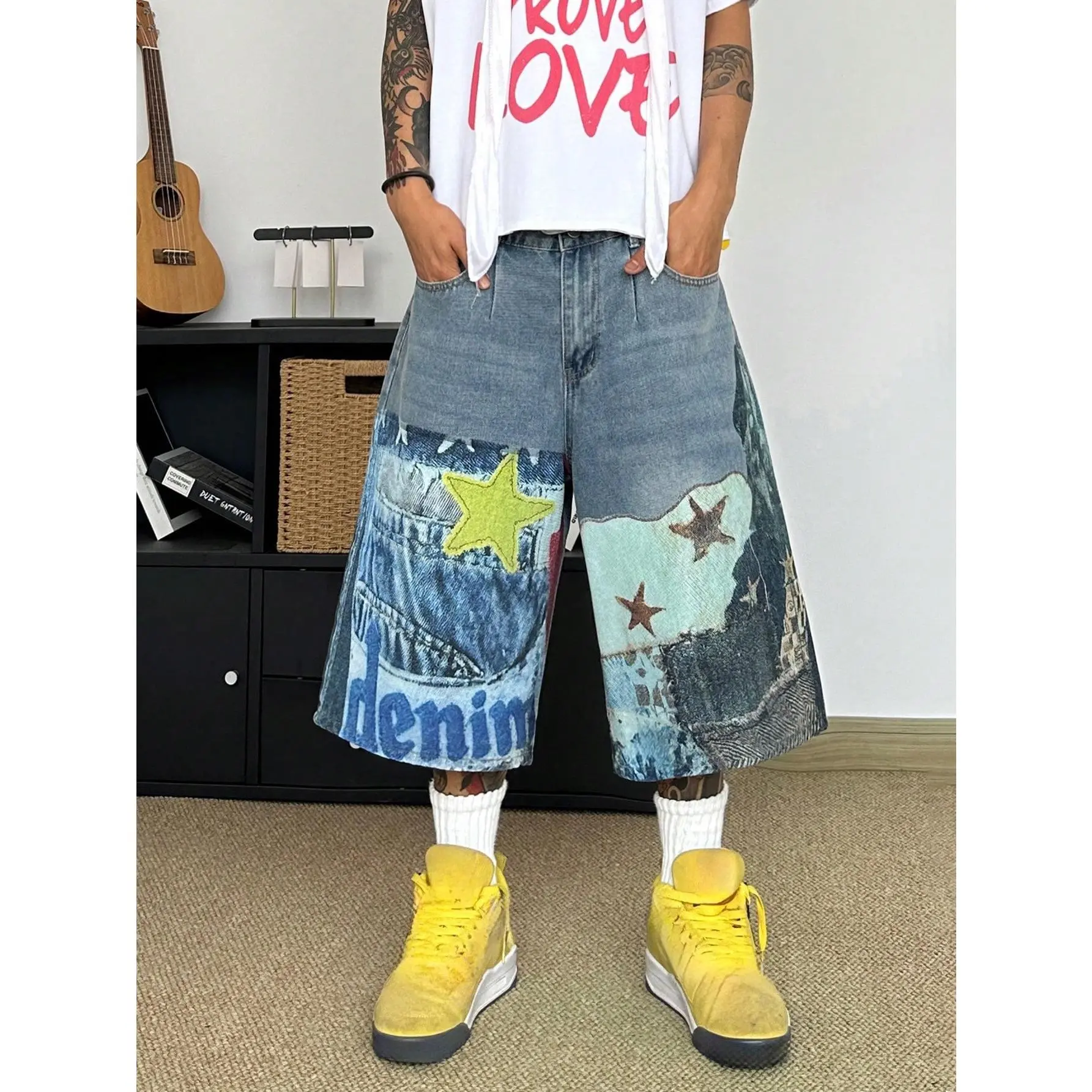 Men's Vintage Distressed Ripped Hem Star & Letter Print Loose Wide Leg Casual Denim Shorts, Streetwear Fashion, Suitable For Summer
