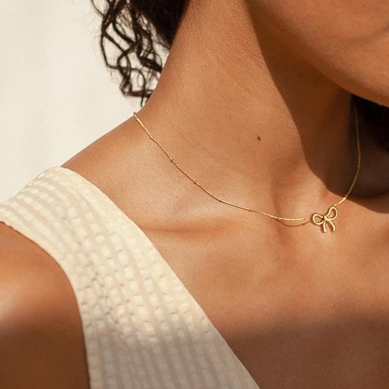 17KM 14K Gold Plated Bow Necklace for Women - Dainty Tiny Cute Bow Pendant Choker Chain - Adjustable Length with Lobster Clasp - Trendy Jewelry Gift