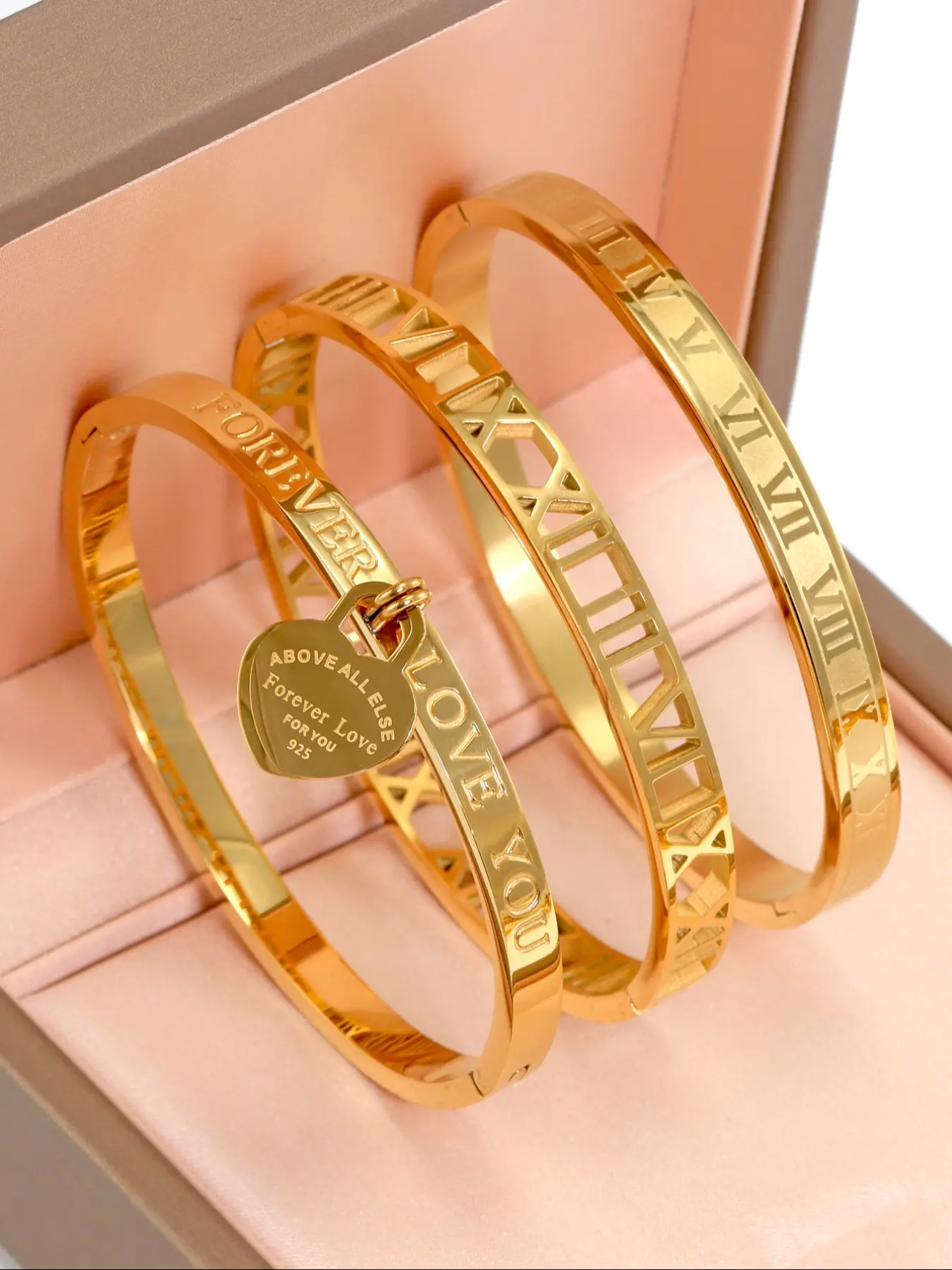 Women's Stainless Steel Bangle Set, Stackable Bracelets, Beautiful Bracelets, Elegant Fashion Wrist Jewelry, Heart Charm & Roman Numerals Detail, 18K Gold Plated, Casual Jewelry Gift for Women