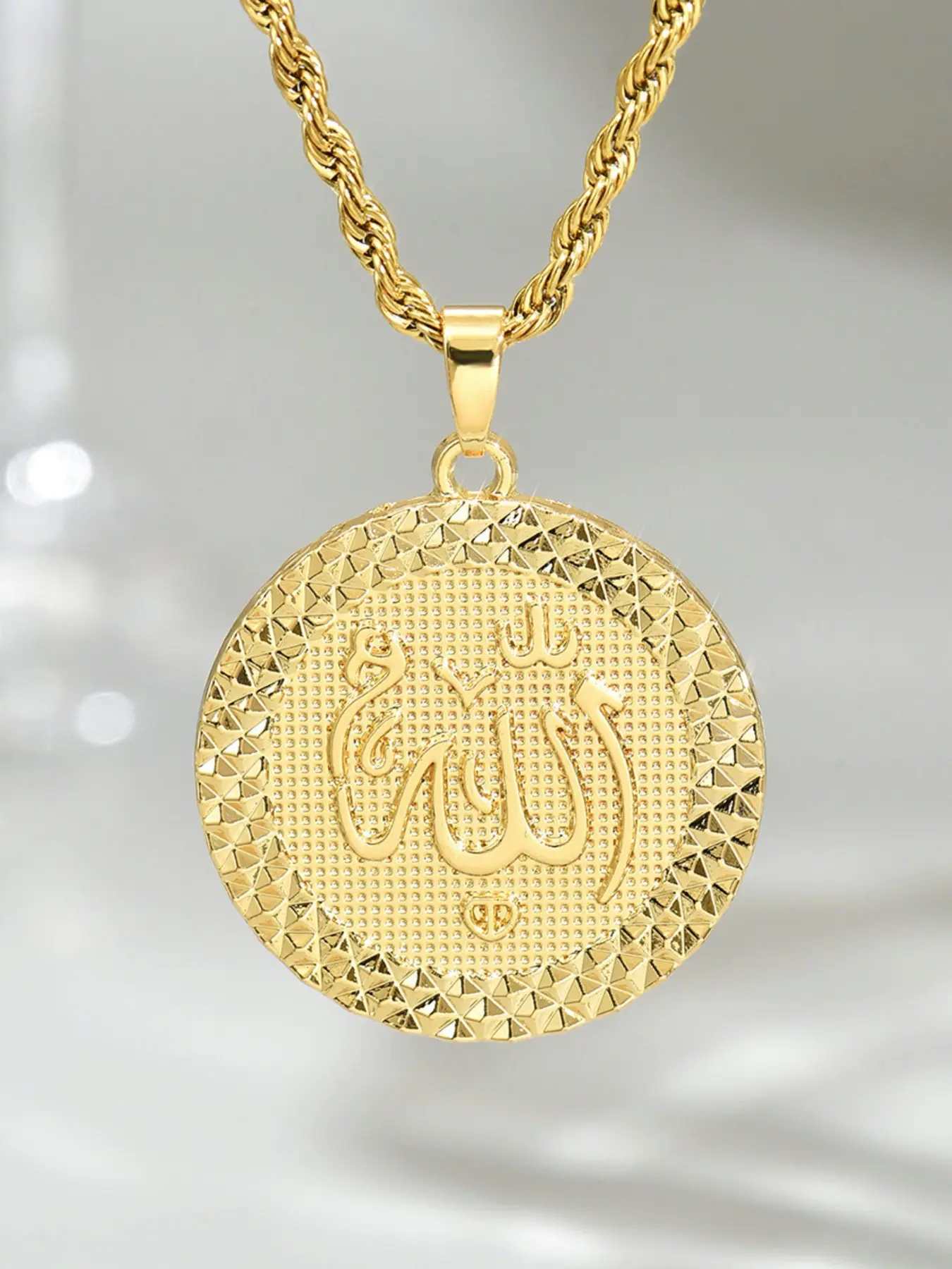 1pc Prophet Muhammad Allah Pendant Necklace, Islamic Muslim Quran Pendant Allah Necklace, Gold Jewelry For Women Men Middle East Muslim Islamic Arabic Ahmed Religious Jewelry, Charm Necklace, Religious Jewelry Gift, Statement Religious Necklace