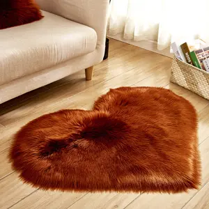 35 x 27inch Heart Shape Faux Sheepskin Rug, Ultra Soft Fluffy Area Rugs, Soft Long Plush Fluffy Shaggy Carpet Area Mats, Rugs for Bedroom Sofa Decorative Floor Carpet