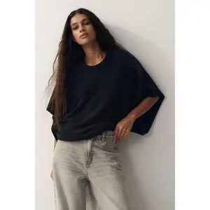 H&M Batwing-sleeved knitted top