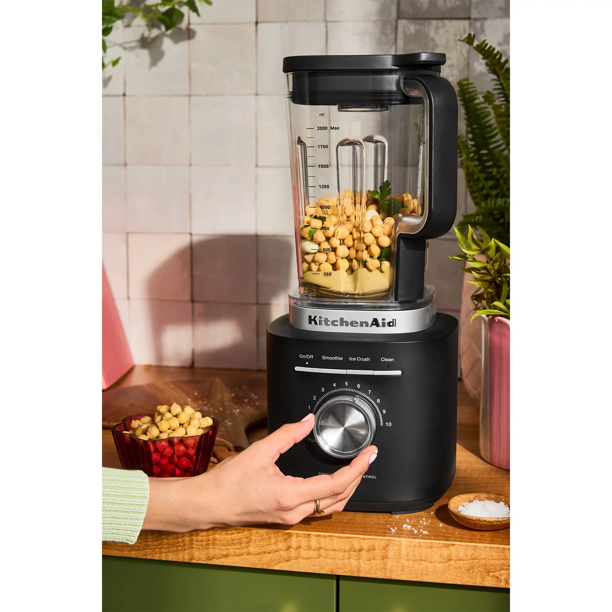 KitchenAid Jug Blender, 68 oz Capacity, 1700 W Peak Pure Power Household Kitchen Appliance