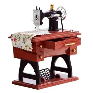 Vintage Sewing Machine Design Music Box, European Retro Classical Treadle Sewing Machine, Table Desk Mechanical Clockwork Music Box for Home Decor Birthday Gift