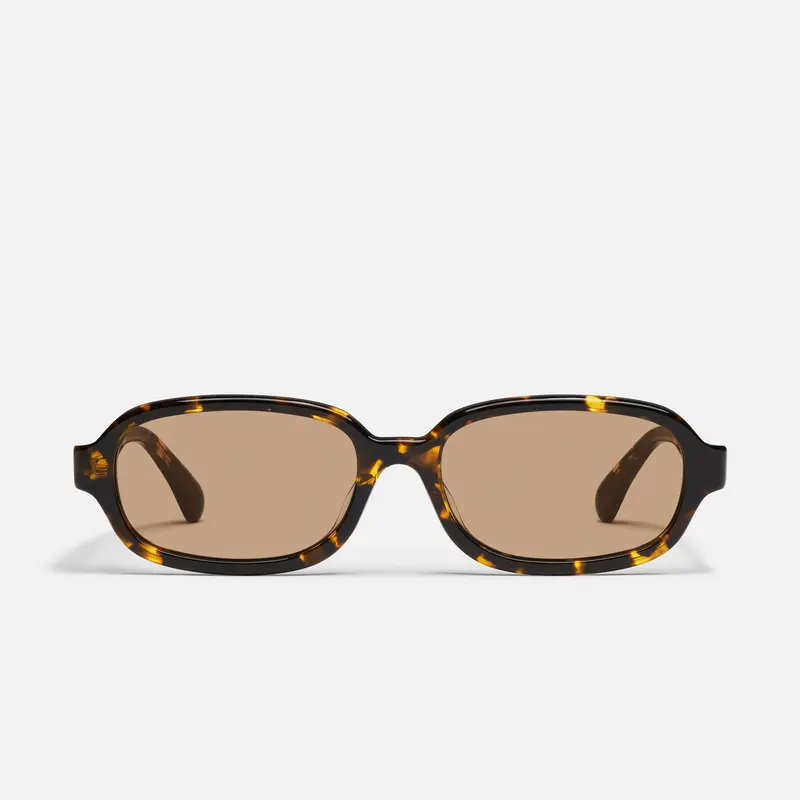 Quay Sweet Talker Gradient Oversized Sunglasses with Gold Bridge QUAY Sweet Talker 65mm Square Sunglasses | Nordstrom main image 3