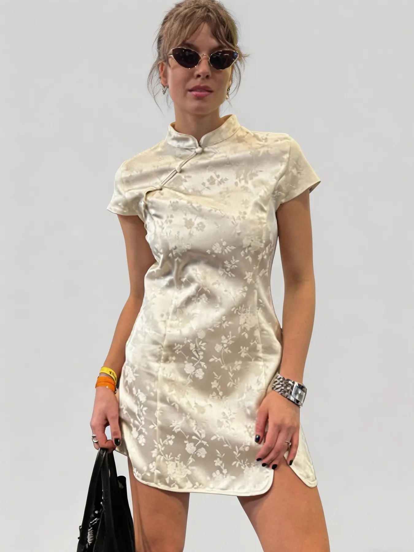 Elegant Chic Satin Jacquard Women's Dress New Chinese Style Floral Mini Dresses For Woman Short Sleeve Slim Fit Flower Party Dresses Summer Mandarin Collar Qipao Vestido Womenswear