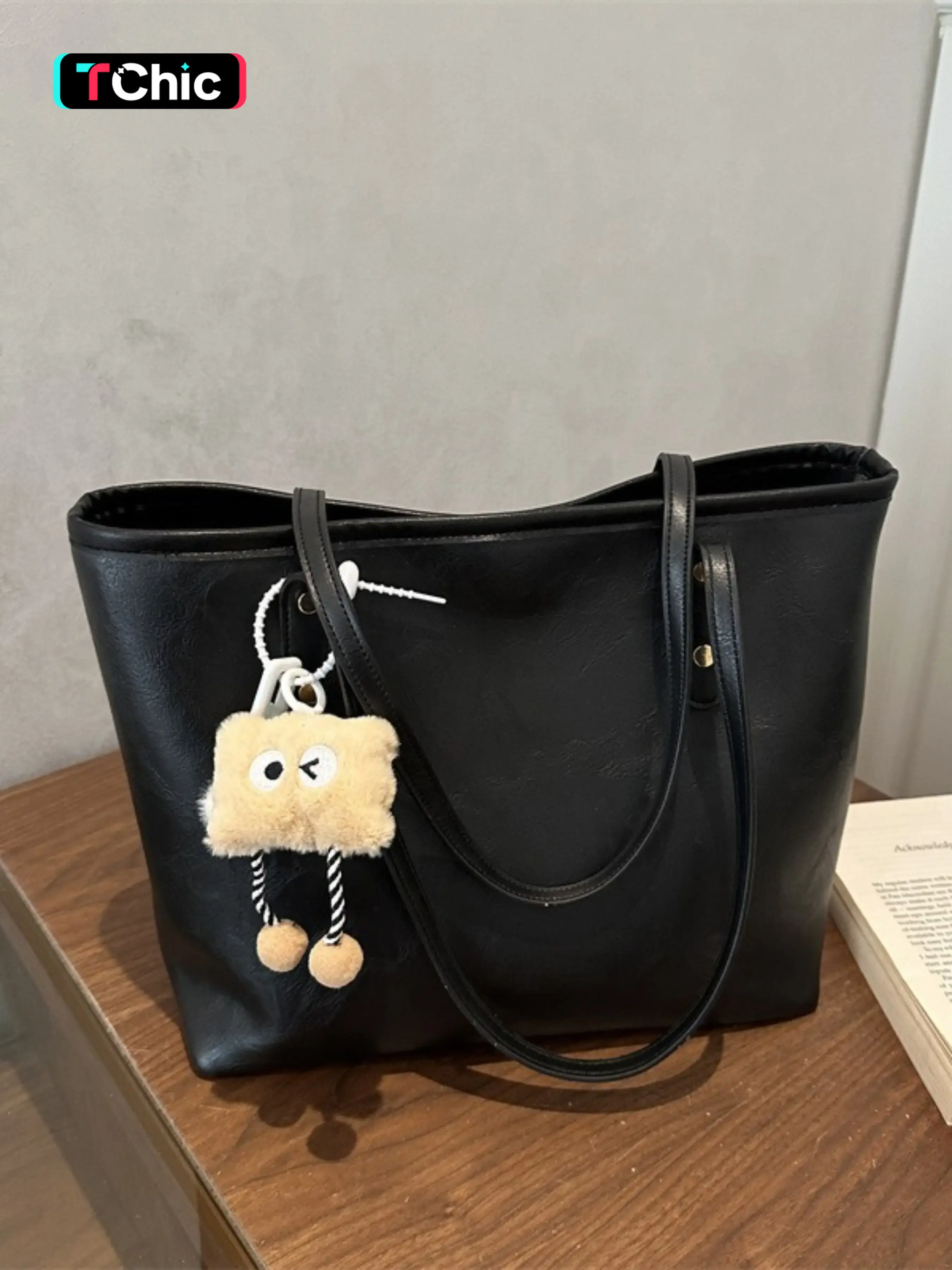 Classic Embossed Letter Handbag, Multifunctional Shoulder Bag, PU Tote Bag, Elegant Commuter Bag, Casual Commuter Bag, Daily Commuter Bag, Zip Closure, Large Capacity Casual Fashion Bag, Casual Everyday Bag, Casual Commuting Bag, Ideal for Shopping