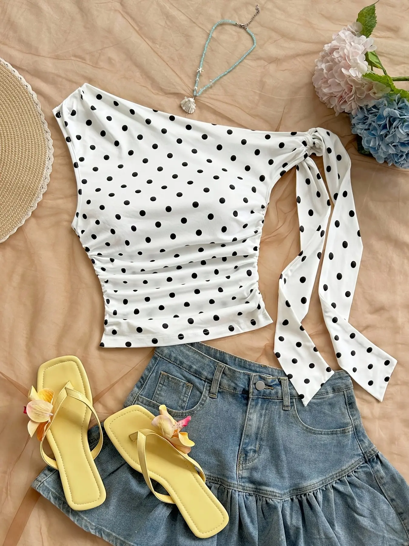 Women's Summer Y2K Polka Dot Print Ruffle Asymmetrical Shoulder Top, Casual Fashion Fitted Blouse, Stylish and Comfortable