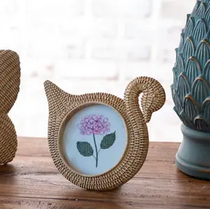 Bronze Swan Weave Frame