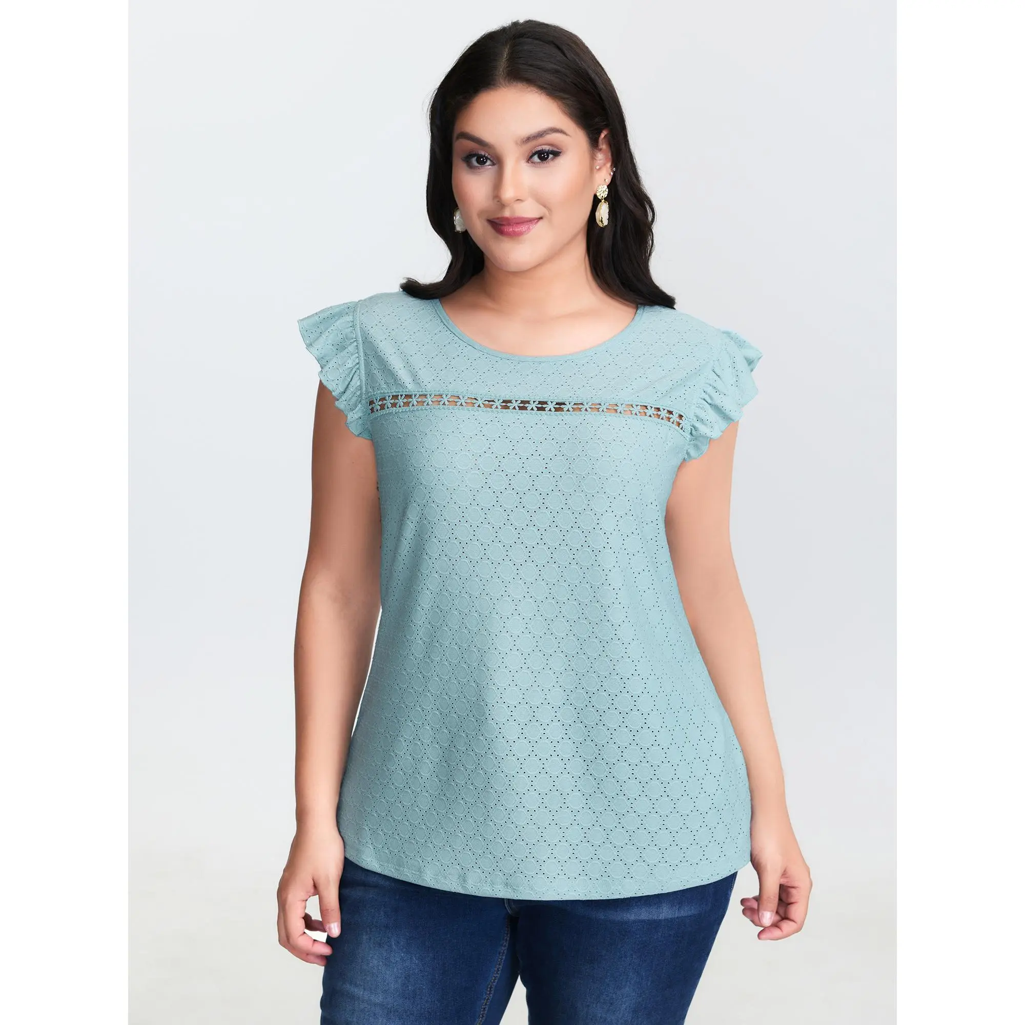 【Summer Turn-Up】BLOOMCHIC Plus Size Textured Lace Trim Flutter Sleeve T-Shirt [M-6X] 2026 Summerfinds