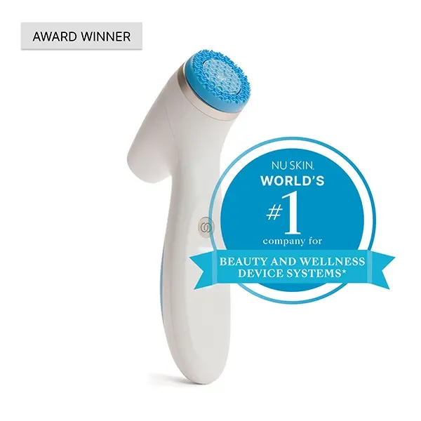 LumiSpa iO Facial Cleansing Device –  Normal Silicone Head for Deep Clean, Instant Glow, Rechargeable Smart Device with App, Skin Renewal & Personalized Skincare in Just 2 Minutes a Day
