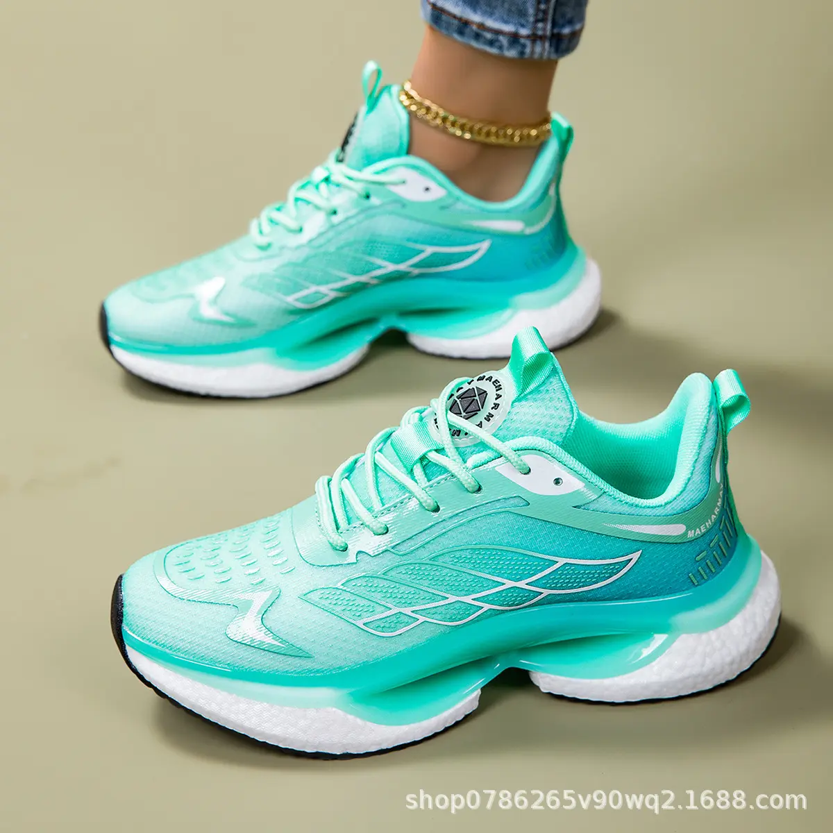 Mint Green 036