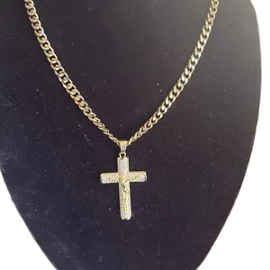 Gold Plated Cross Necklace with Elegant Chain Design and Sparkling Pendant for Everyday Wear