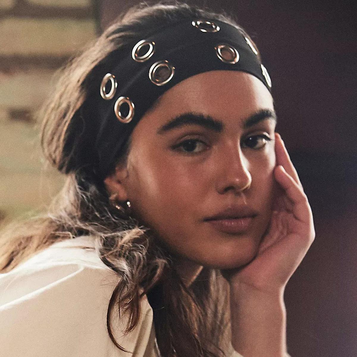 Punk Women Hollow Out Metal Eyelets Elastic Headband Y2k Punk Girls Rock Stretchy Wide Hairbands Headwear Hair Accessories