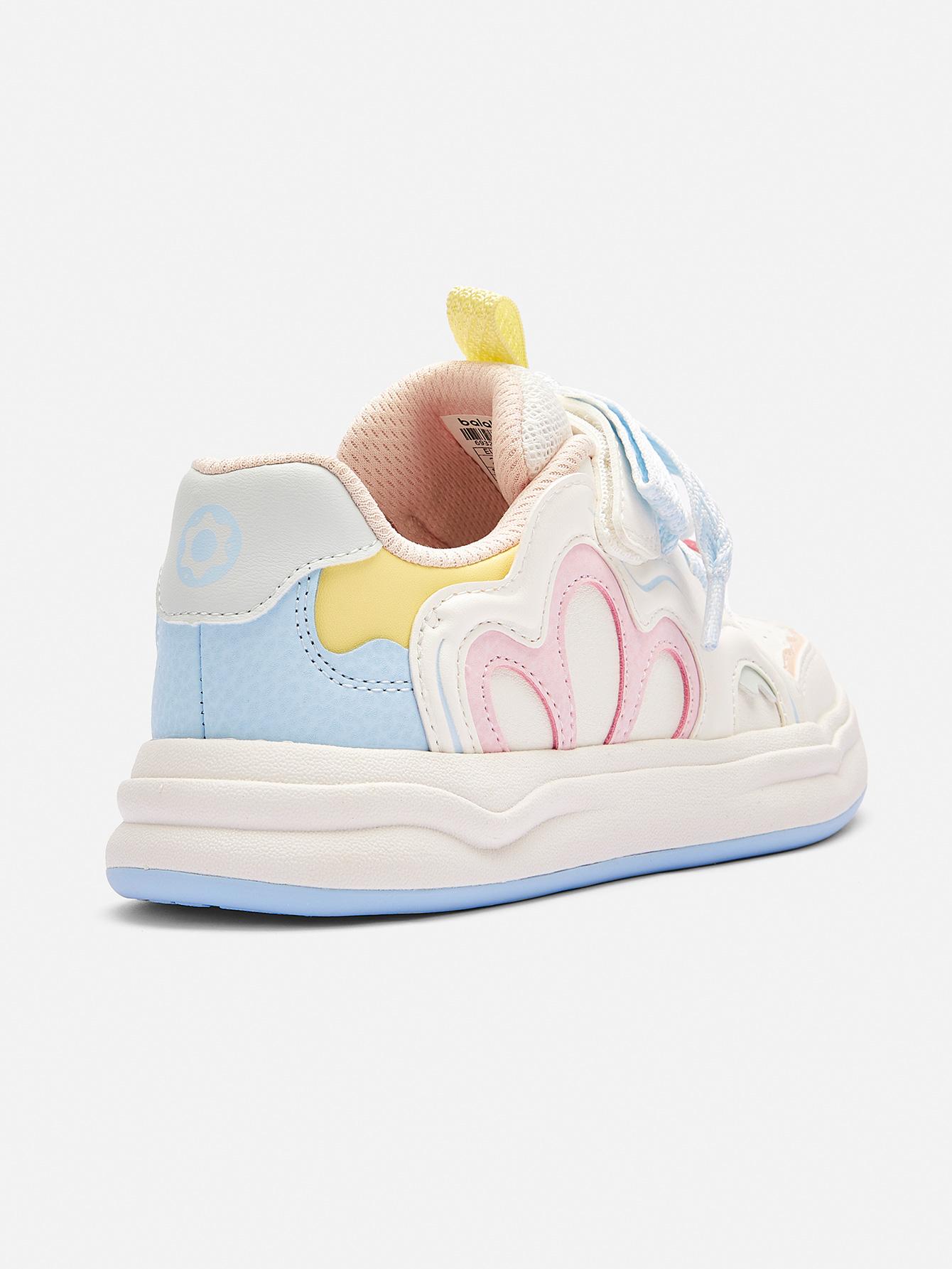 Balabala Girls' Sweet White Sneakers 2026 Low-Top Spring Trend Shoes with Cute 3D Floral Design & EVA Soft-Bounce Midsole