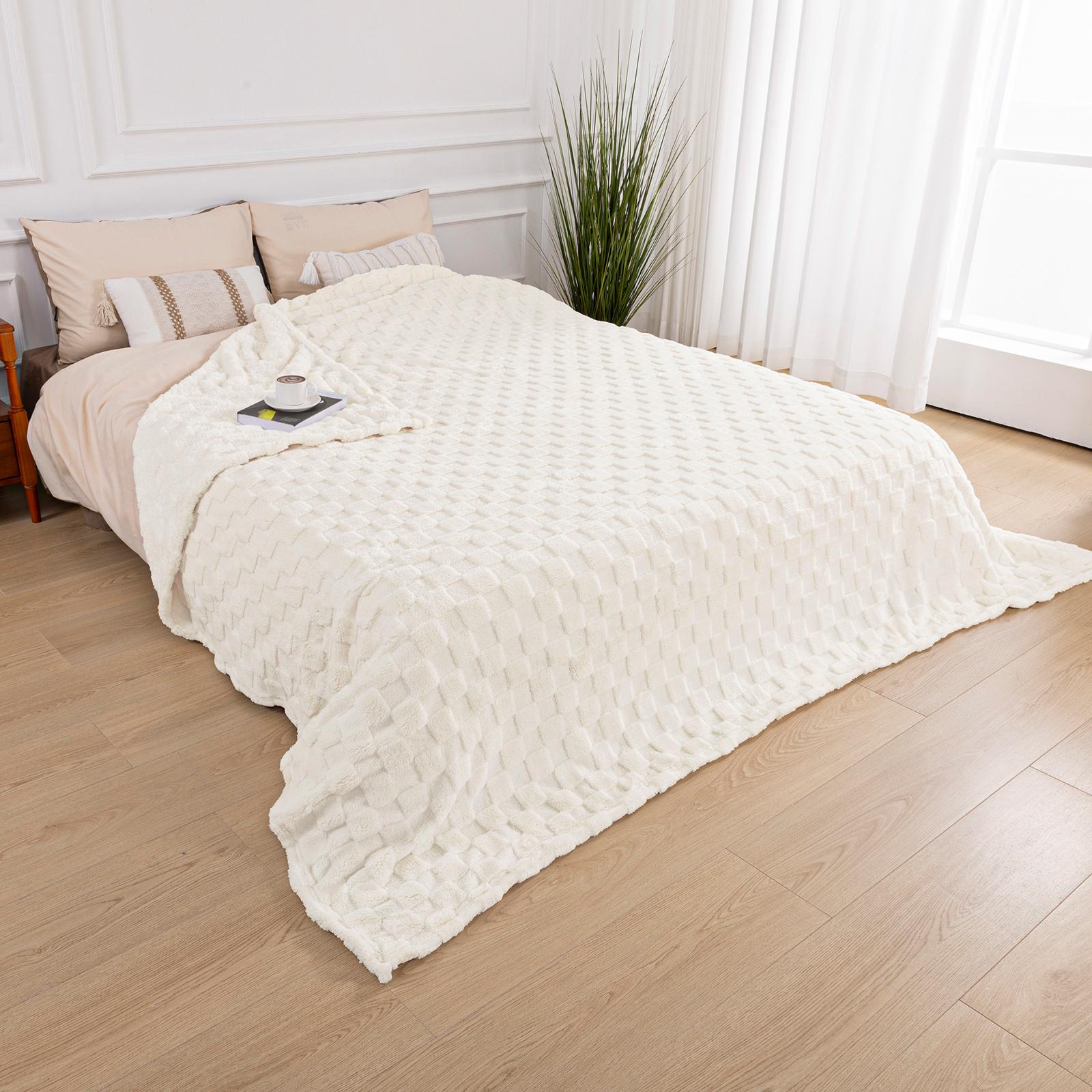 LOKHOM Ultra Soft Plush Fleece Blanket for Couch Fluffy Cozy Cable Jacquard Tufted Thick Warm Blankets for Winter Women Gift Ultra Soft Traditional LOKHOM Ultra Soft Plush Fleece Blanket for Couch Fluffy Cozy Cable Jacquard Tufted Thick Warm Blankets for Winter Women Gift Ultra Soft Traditional