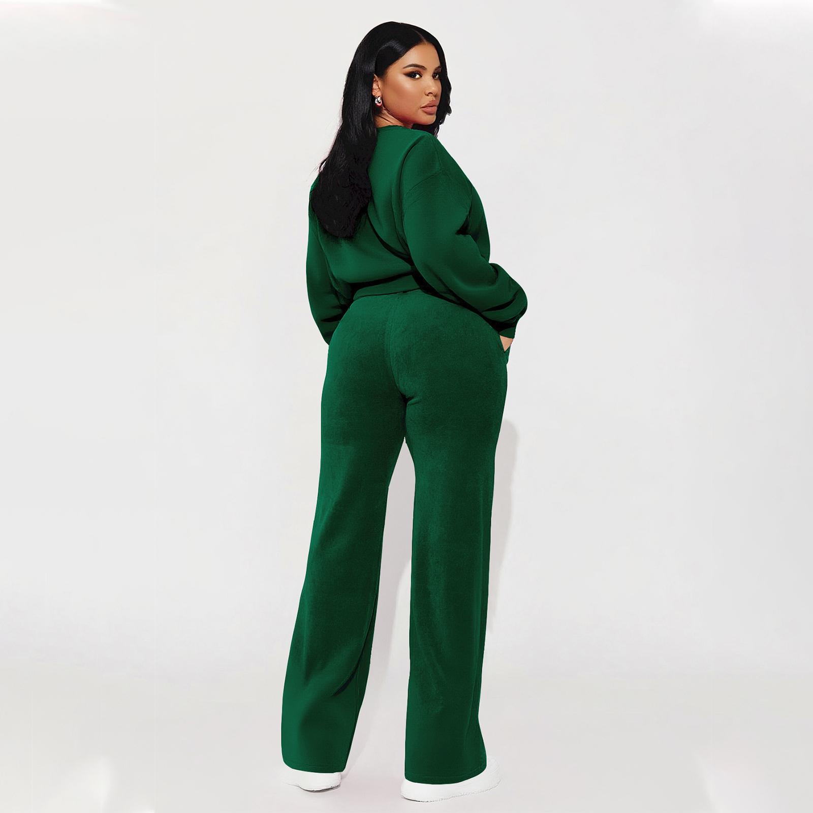 Women's Velvet 2-Piece Tracksuit Set with Pockets - Soft Korean Fabric, Comfortable Jogger Outfit for Casual & Travel Women's Velvet 2-Piece Tracksuit Set with Pockets - Soft Korean Fabric, Comfortable Jogger Outfit for Casual & Travel