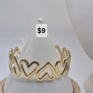 hearts bangle bracelet laminated gold