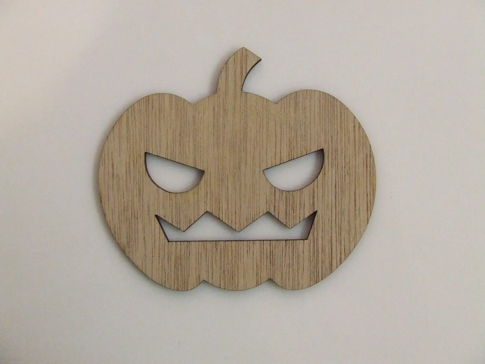 Spooky Wood Halloween Pumpkin Face Cutout Decorative Piece, DIY Woodwork Craft for Festive Decorations