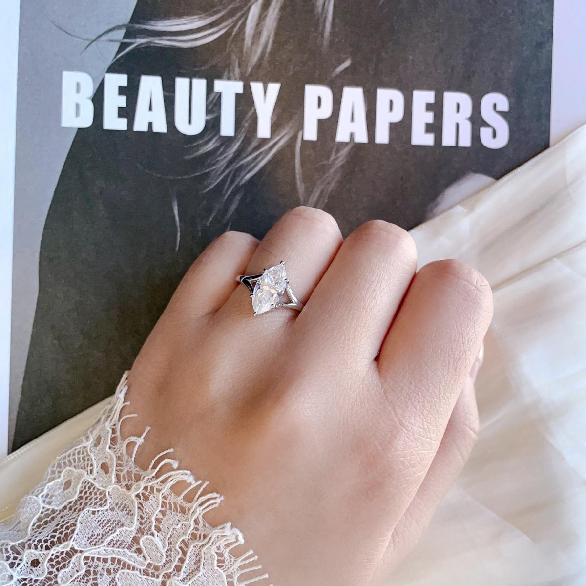 Delzzad 2ct Cathedral Split Shank Solitaire Marquise Engagement Ring Band Synthetic Moissanite Ring Jewelry S925 Perfect Birthday Engagement Wedding Anniversary Christmas Gift