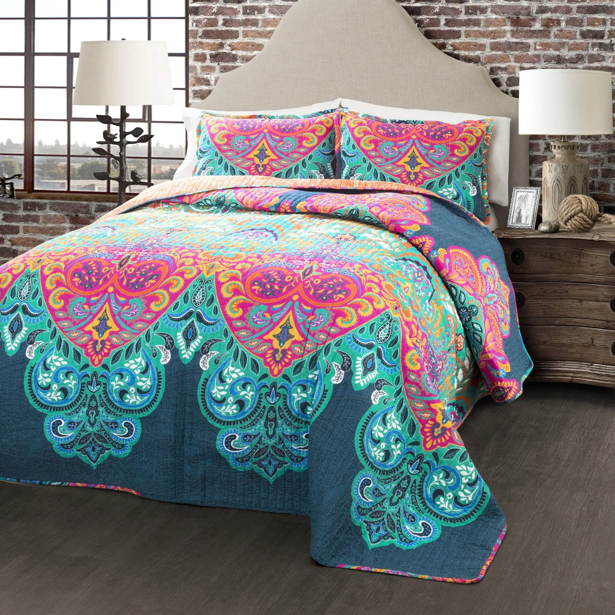 Lush Decor Bohemian Quilt Set - Full/Queen/King 3-Piece Bed Set, Aesthetic Bedding with Colorful Artistic Boho Shabby Chic Quilted Design, Aesthetic Bedding Sets