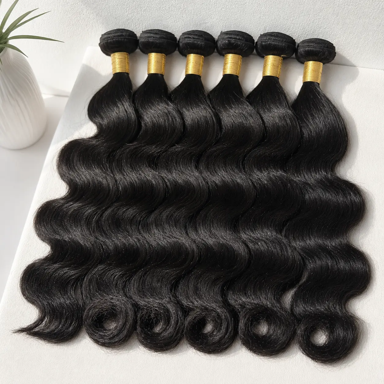 8A Brazilian Human Hair Bundles 32inch Body Wave Hair for Quick Weave 1/3/4 Bundles Thick Ends Soft No Shedding Tangle Free