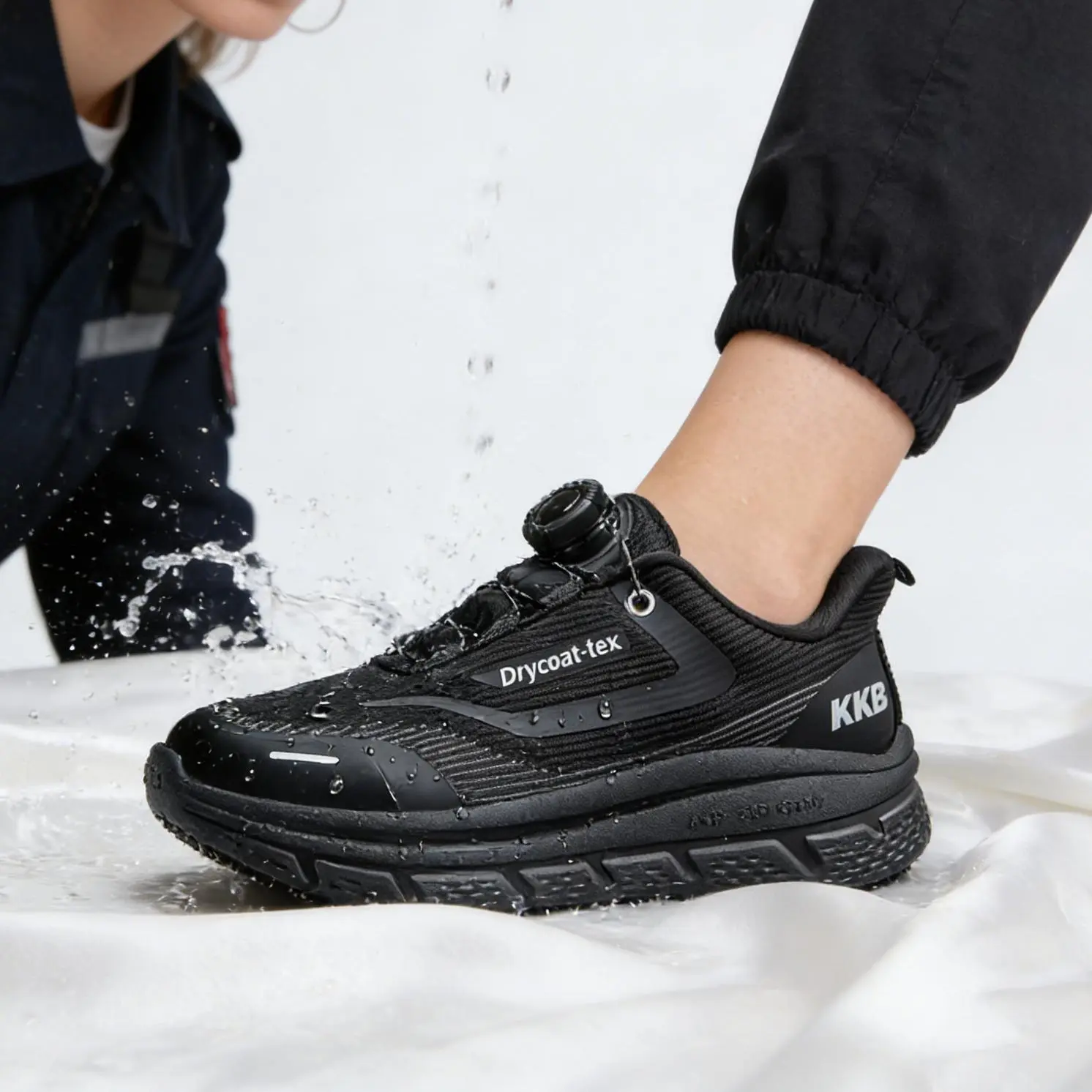 Women's Nonslip Breathable Work Shoes - Oil-Safe Grip, Slip-On, Water Resistant, Arch Support, Lightweight Black Walking Shoes for Nursing, Kitchen Standing All Day, Nonslip Work Shoes,shoes for back to school,back to school shoes
