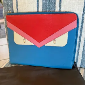 Pre-owned FENDI Leather Clutches & Wristlets Monster Zip Pochette Blue & Multicolor Leather