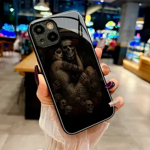 A Stylish Tempered Glass Phone Case Featuring The Design of Romantic Skull Lovers, Suitable for Various for iphone Models Including 17 16 15 14 13 12 11 PRO MAX PLUS,AIR Series, Making It a Perfect Premium Gift for Friends.