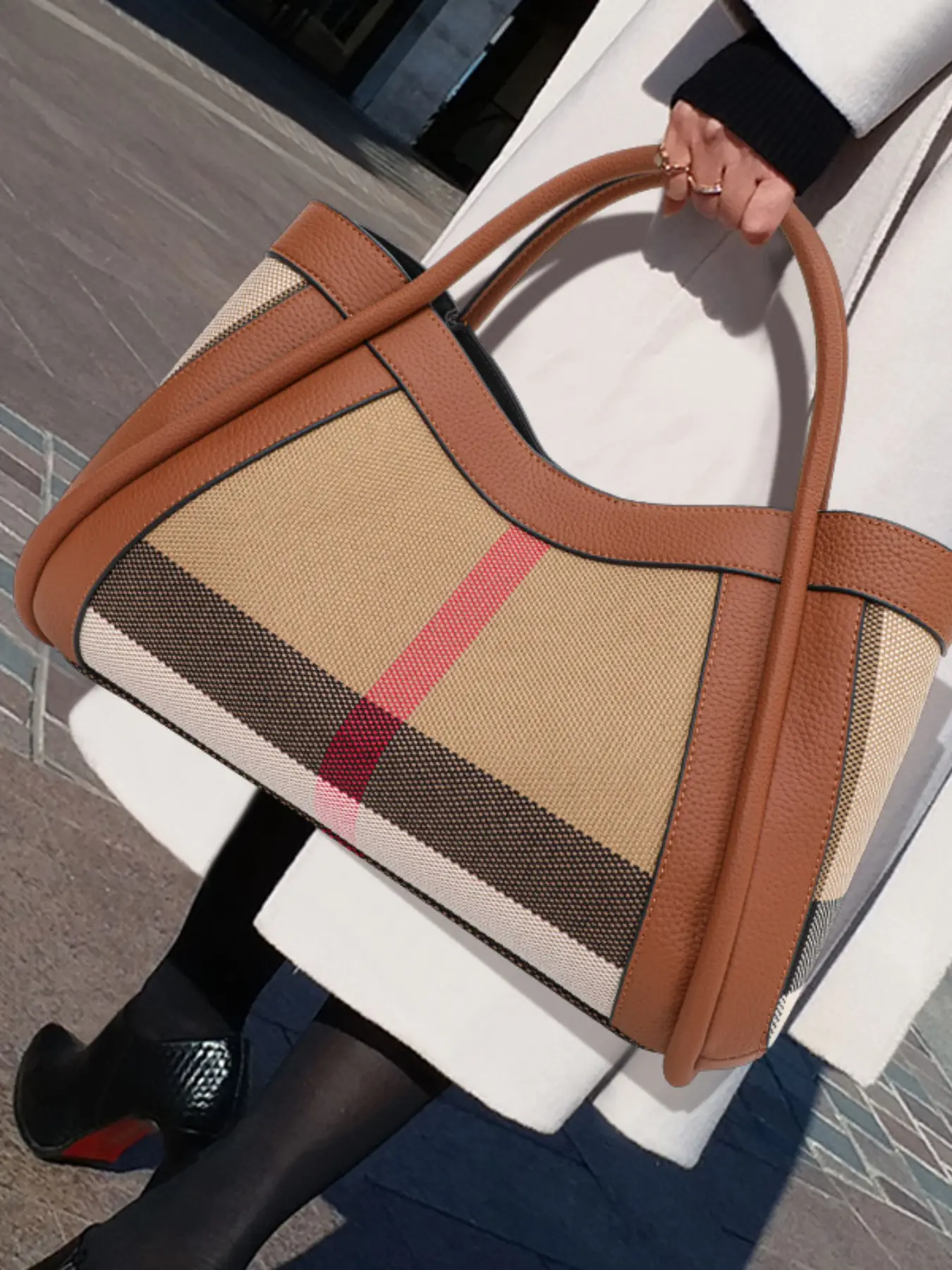 New 2026 Large-Capacity Women's Handbag, High-End Plaid Boho-Style Casual Bag, Bohemian Casual Purse, with Bonus Mini Clutch, Stylish Practical Daily Shoulder Purse