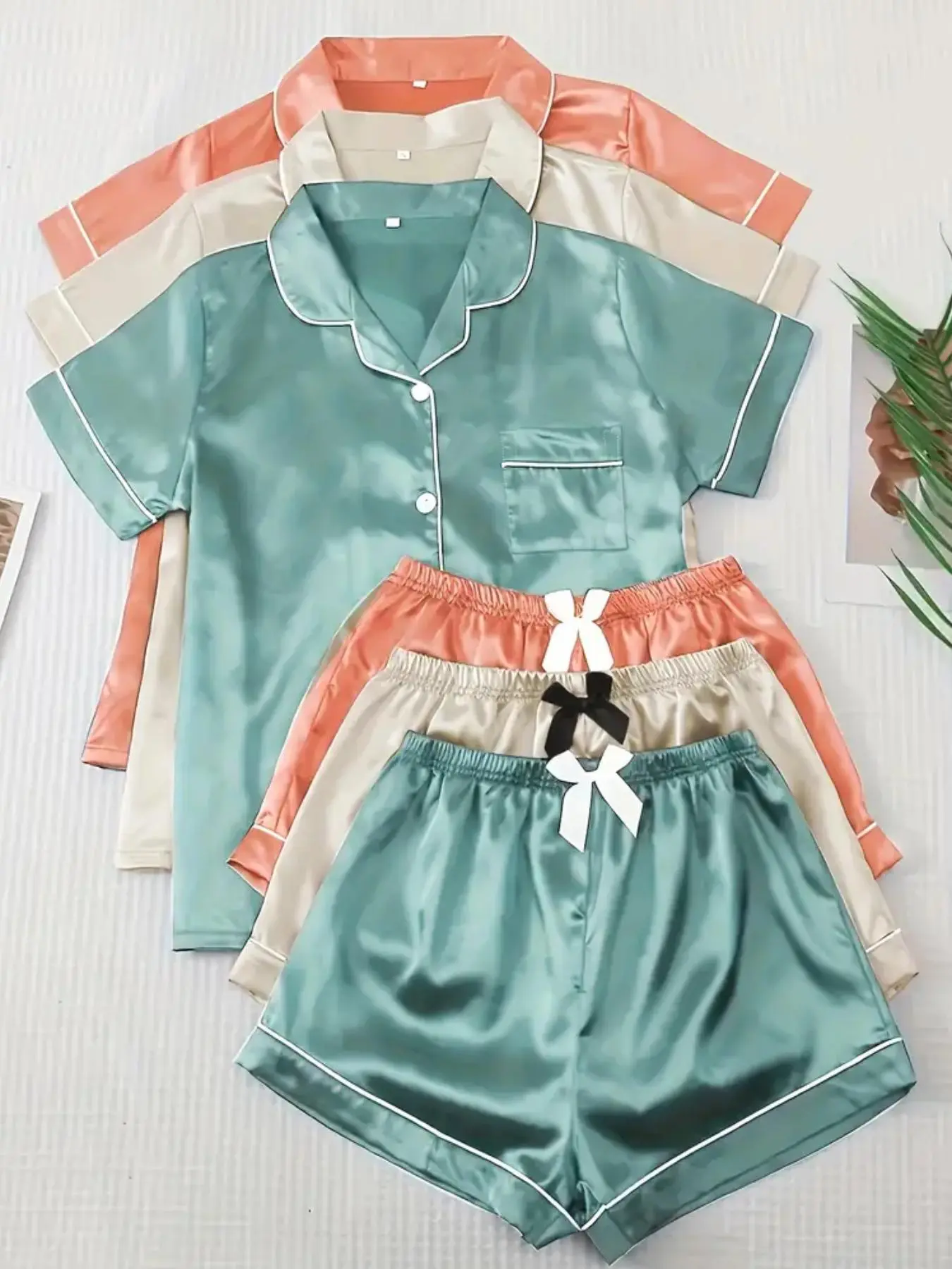 Women's Solid Contrast Binding Bow Decor Casual Pajama Set, Short Sleeve Button Front Lapel Shirt & Shorts Pj Set, Ladies Summer Sleepwear & Loungewear