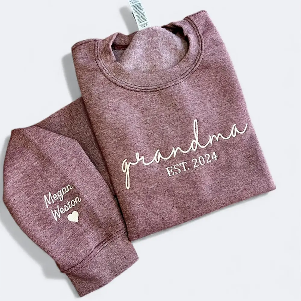 Custom Embroidered Grandma Sweatshirt, Grandkids Names on Sleeve with Heart, Personalized Granny Crewneck, Mama EST Year Mother’s Day Gift