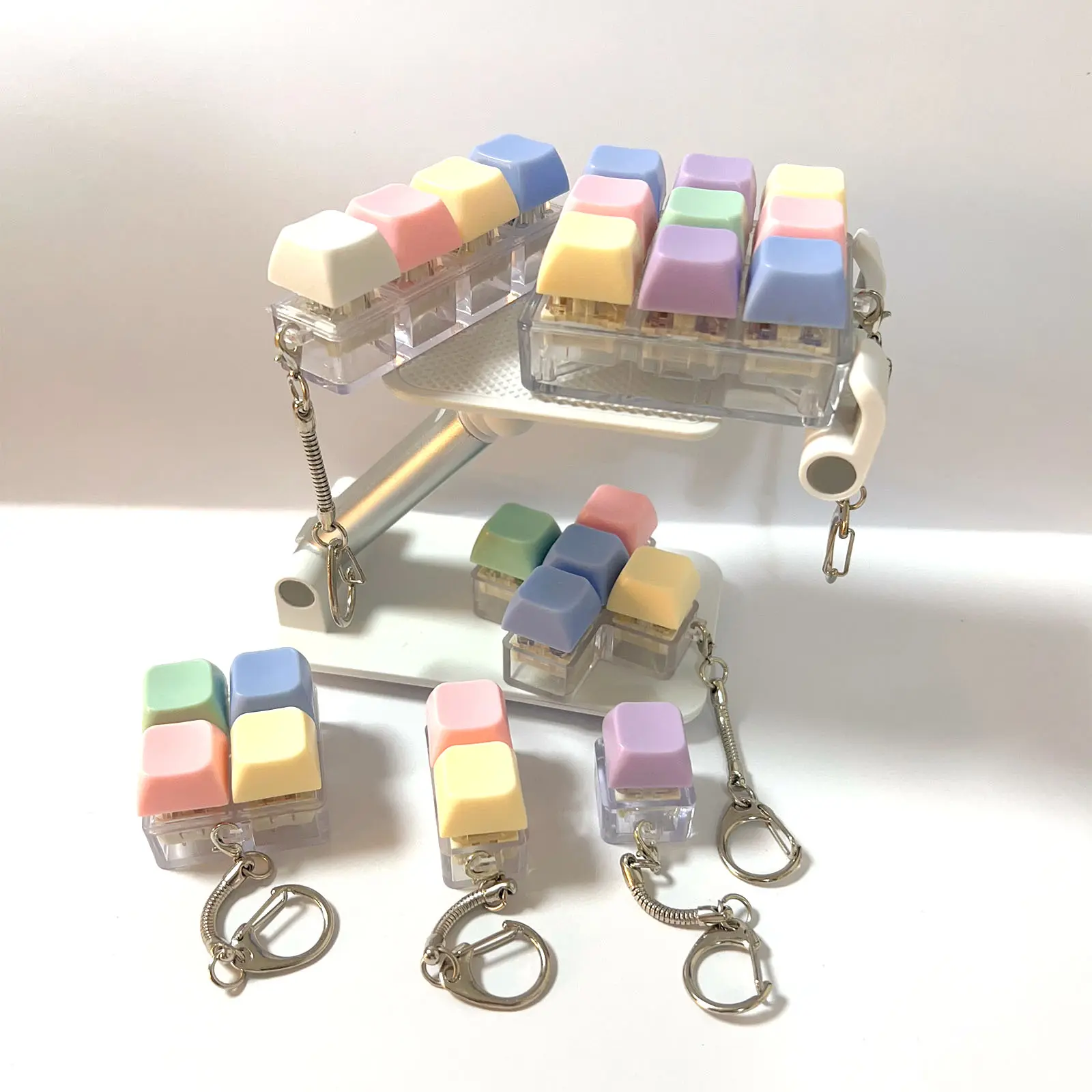 Pastel Mechanical Keyboard Button Clicker Keychain - Unisex Kawaii Look Sensory Fidget Stress Relief Gadget, Macaron Keys Tester, Desk Decor Gift for Gamers, Backpack & Key Accessory, Sensory Fidget Keychain, Fidget Keyboard Clicker