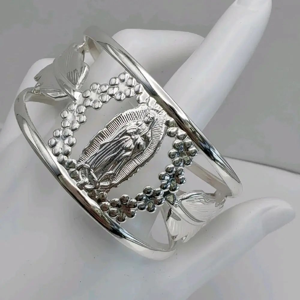 Virgin Mary beautiful bracelet silver-plated fancy gift for your love