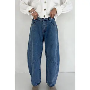 Nora Lightweight Cotton Barrel Jeans in Denim