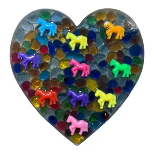 Pickable Pebble Pad With Horses