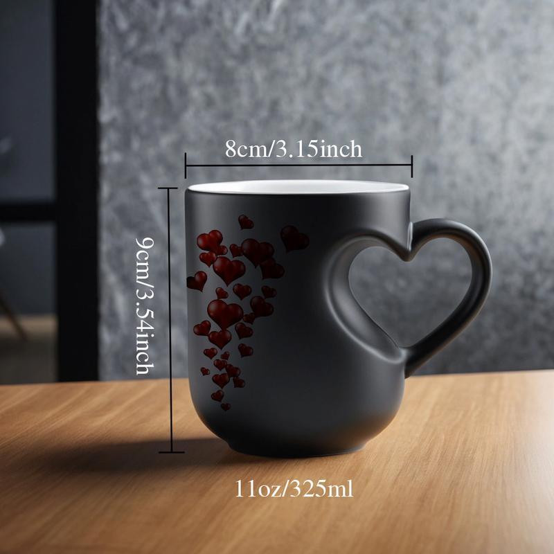1pc Heart-Shaped Color Changing Ceramic Mug - Hot/Cold Thermochromic Design, Red Heart Pattern, Reusable Coffee Cup for Valentine'S Day, Christmas, Birthdays - Perfect Gift for Holidays & Special Occasions, Coffee Bar Accessories, Festive Drinkware, Roman