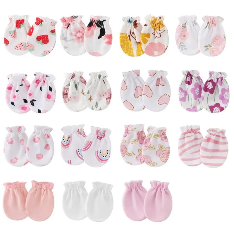 Sports Anti-Scratch Gloves, 10/15-Pair Pack, Soft Synthetic Material with Adjustable Cuffs, Assorted Designs (Strawberries, Hearts), Includes Gloves, Ideal for Gift Giving