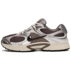 Nike V5 RNR 'Cave Stone'