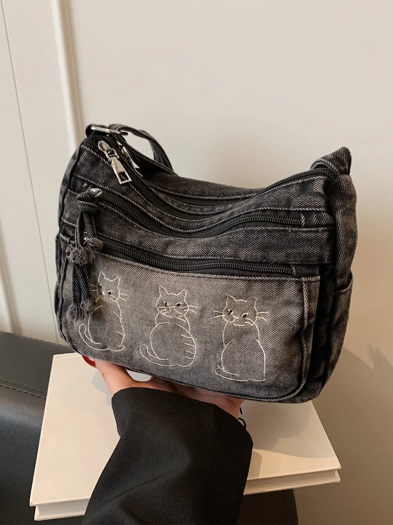 Trendy Fashion Multi-Pocket Smooth Zipper Design Denim Bag, Stylish and Practical Crossbody Bag, Perfect for Daily Use, Denim Single Shoulder Purse, Zipper Purse, Fashionable Casual Bag, Fashionable Bags