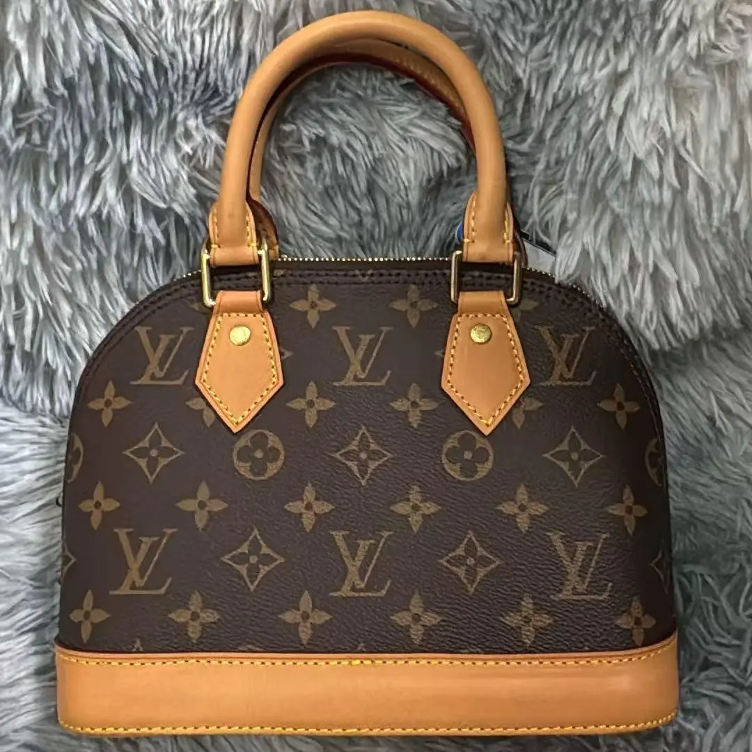 Pre-owned Louis Vuitton Alma BB Monogram Crossbody Handbag Repaired Genuine Leather Bag, Casual Trendy Purses, Everyday Shoulder Handbag, Fashionable Daily Crossbody for Everyday Use, Crossbody Purse Bag