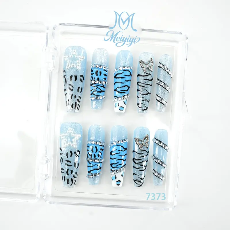 .DP.7373.Spicy girl style wearable nails