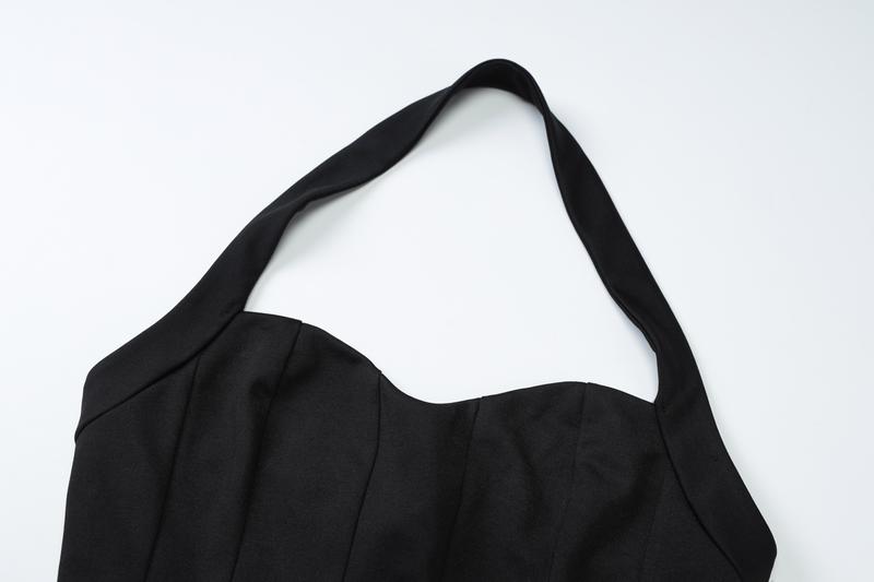 Halter Neck Pleated A-Line Slim-Fit Mini Dress for Women's Elegant Sleeveless Dress Versatile to Night Party Dating & Holiday Beach Outfit Solid Color Casual Dresses Halter Neck Pleated A-Line Slim-Fit Mini Dress for Women's Elegant Sleeveless Dress Versatile to Night Party Dating & Holiday Beach Outfit Solid Color Casual Dresses