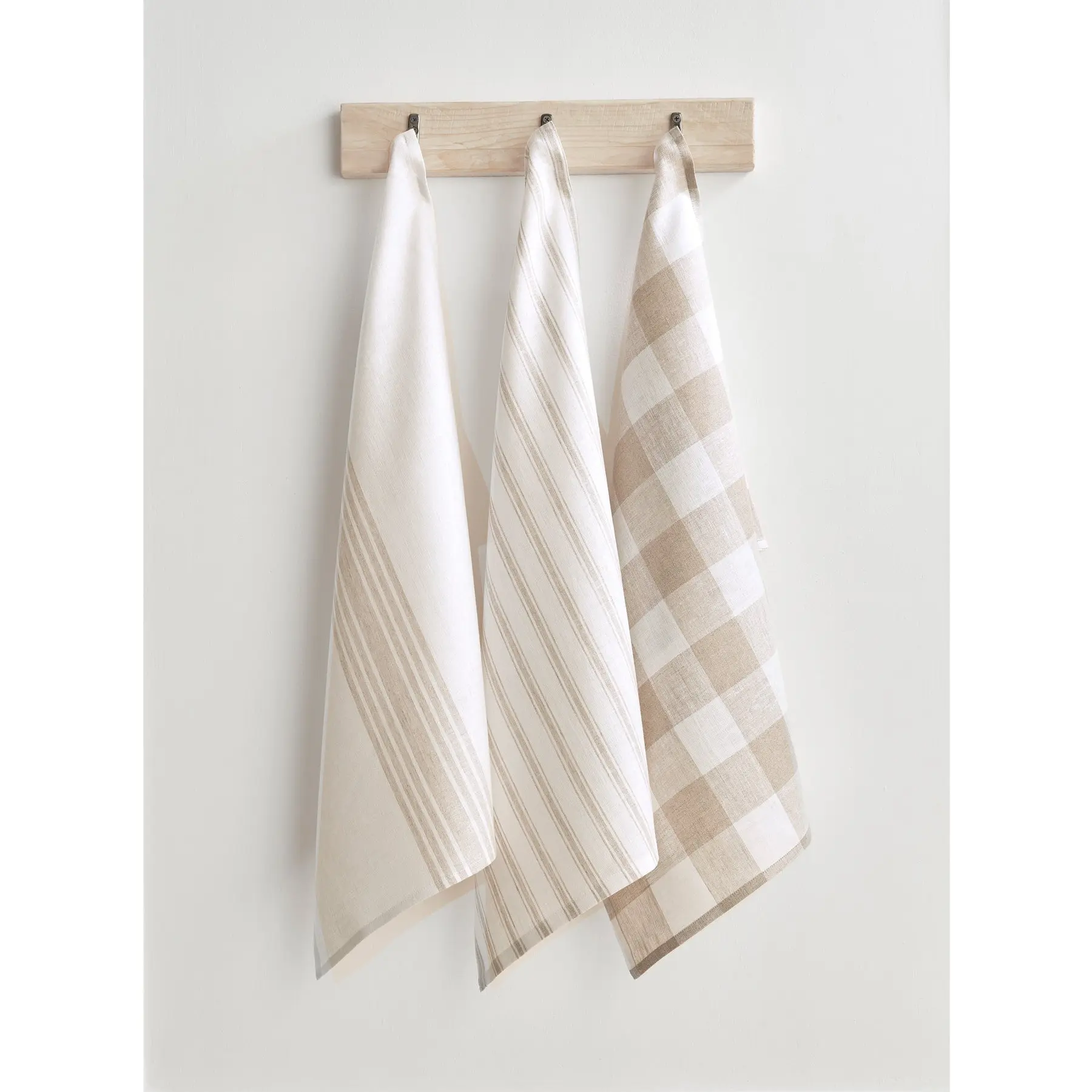 Solino Home Assorted Linen Kitchen Hand Towels - Durable Household Textiles for Cleaning Tasks