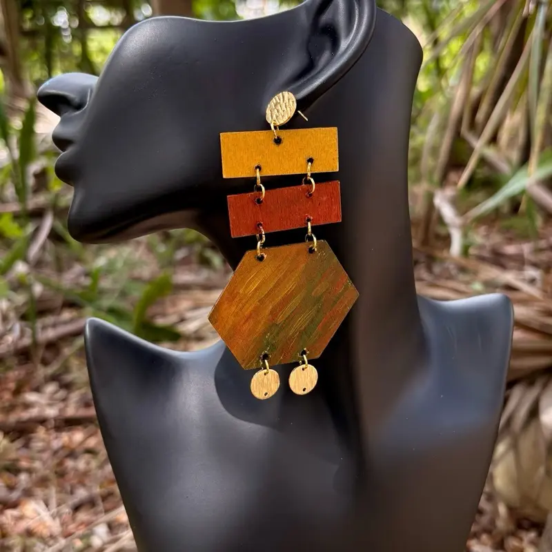 Artisanal earrings