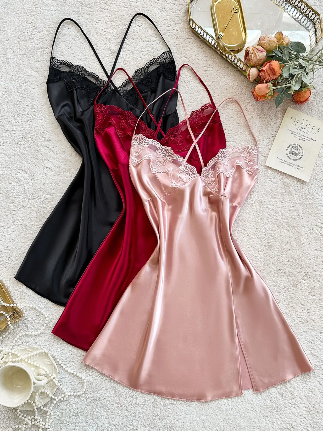 Women's Embroidered Lace Satin Sexy Sleepwear Set, Womenswear Adjustable Thin Straps Nightgown Chemise with Lingerie, Comfortable All-Season Loungewear, Fitted Satin Pyjama Dress, Elegant, Elegance, Sleepwear Outfit