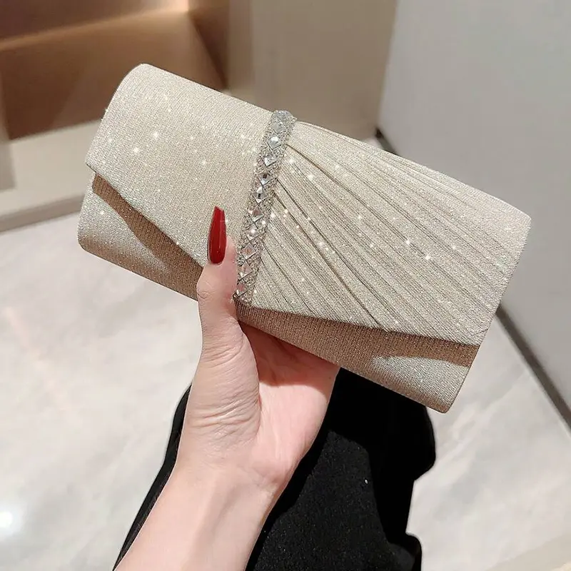 New women's pleated sparkling diamond studded dinner bag, bridal wedding bag, versatile handbag, crossbody bag, wedding season wedding gift bag, perfect for weddings, conferences, banquets, parties, and dances. The best gift for women Shiny Crystal Clutch